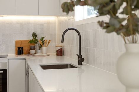 Photo of property in 17a Hamurana Place, Te Atatu Peninsula, Auckland, 0610