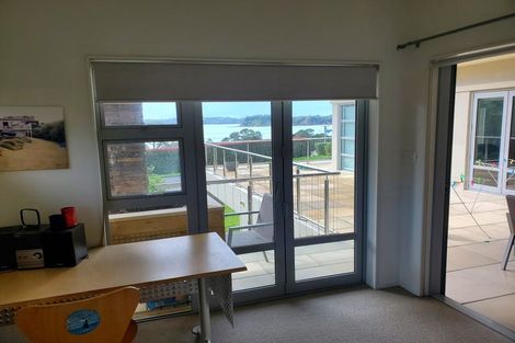 Photo of property in 14 Cooper Road, Stanmore Bay, Whangaparaoa, 0932