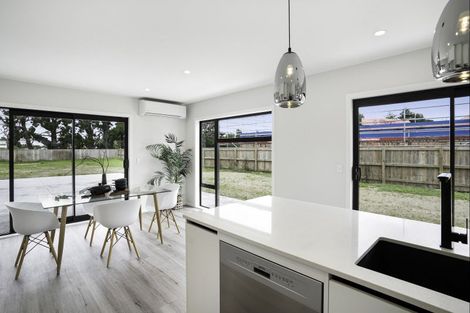 Photo of property in 8 Miles Lane, Carterton, 5713
