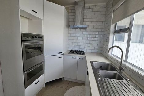 Photo of property in 38 Arran Road, Browns Bay, Auckland, 0630