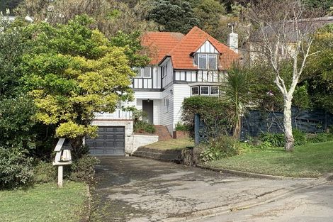 Photo of property in 1 Marama Terrace, Eastbourne, Lower Hutt, 5013