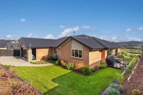 Photo of property in 32 Katania Heights, Brightwater, 7022