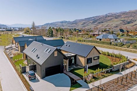 Photo of property in Wooing Tree Vineyard Ltd, 1 Vintage Street, Cromwell, 9310