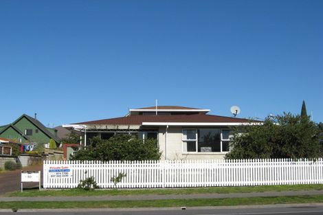 Photo of property in 80a Te Mata Road, Havelock North, 4130