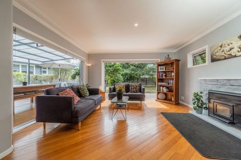 Photo of property in 18 Hill Crescent, Papakura, 2110