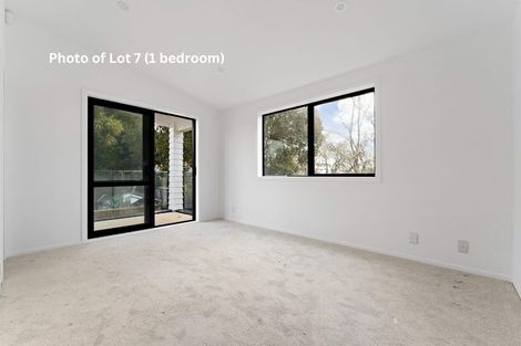 Photo of property in 122 Archibald Road, Kelston, Auckland, 0602