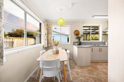 Photo of property in 102 Browning Street, Leamington, Cambridge, 3432