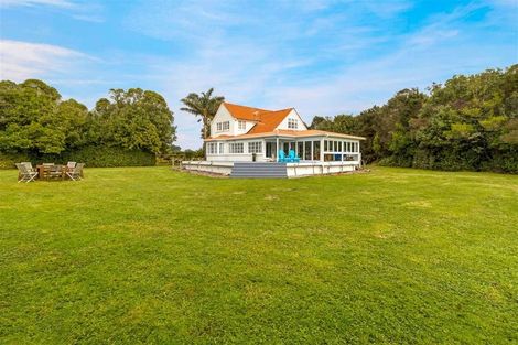 Photo of property in 115 Awhitu Road, Karioitahi, Waiuku, 2683