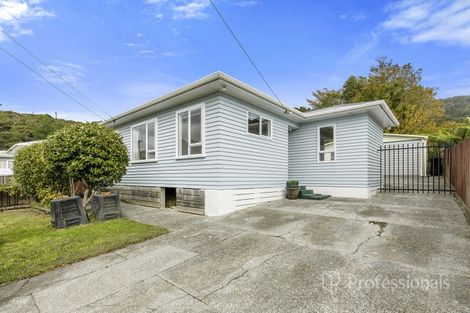Photo of property in 23 Karaka Street, Wainuiomata, Lower Hutt, 5014