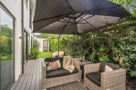 Photo of property in 53 Innes Road, St Albans, Christchurch, 8052