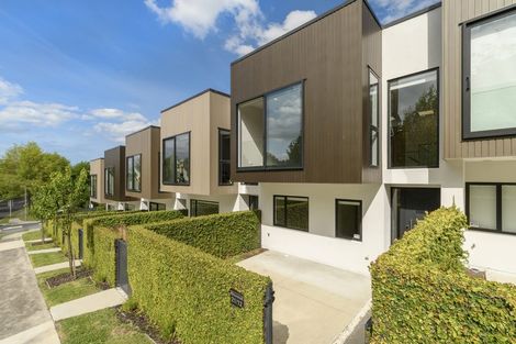 Photo of property in 21/12 Westmorland Rise, Bethlehem, Tauranga, 3110