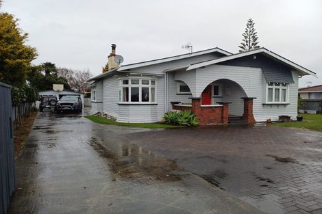 Photo of property in 404 Tremaine Avenue, Takaro, Palmerston North, 4412