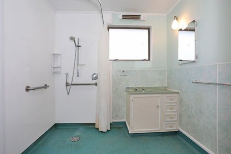 Photo of property in 1/10 Oxford Street, Marton, 4710