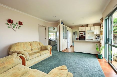 Photo of property in 9 Flemington Place, Taradale, Napier, 4112