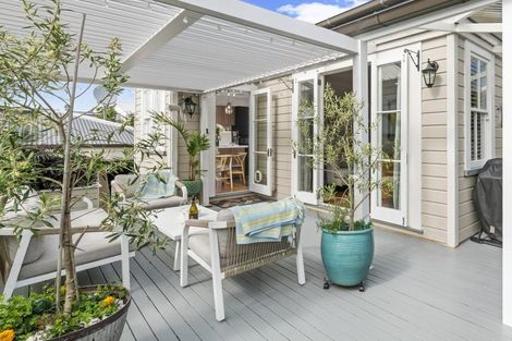 Photo of property in 2/6 Georgia Terrace, Albany, Auckland, 0632