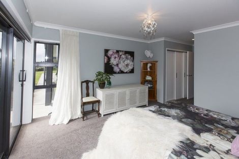 Photo of property in 36 Ripiro Drive, Baylys Beach, Dargaville, 0377