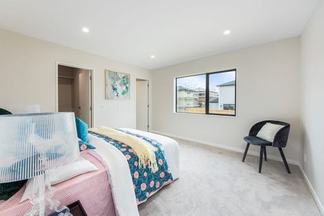 Photo of property in 19 Thomas Rielly Avenue, Hobsonville, Auckland, 0616