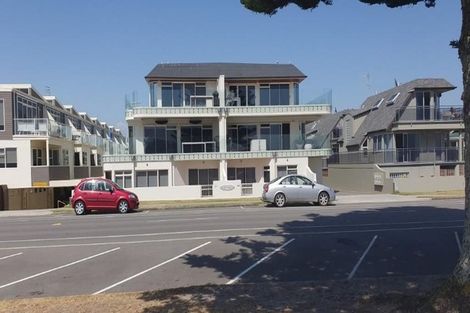 Photo of property in 45 Marine Parade, Mount Maunganui, 3116