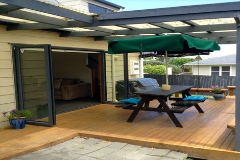 Photo of property in 274 Rangatira Road, Beach Haven, Auckland, 0626