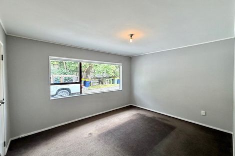 Photo of property in 2/10 Halder Place, Torbay, Auckland, 0632