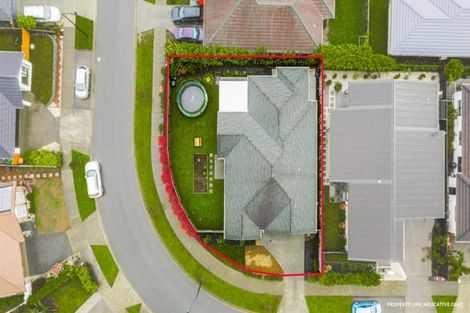 Photo of property in 6 Dida Park Drive, Kumeu, 0810