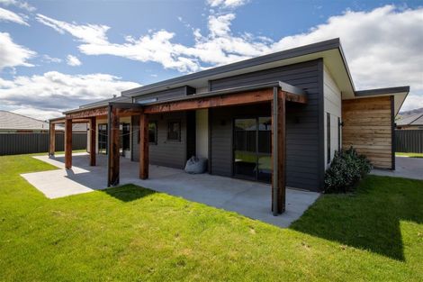 Photo of property in 11 Electric Place, Cromwell, 9310