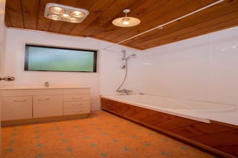 Photo of property in 8b Capricorn Place, Glen Eden, Auckland, 0602