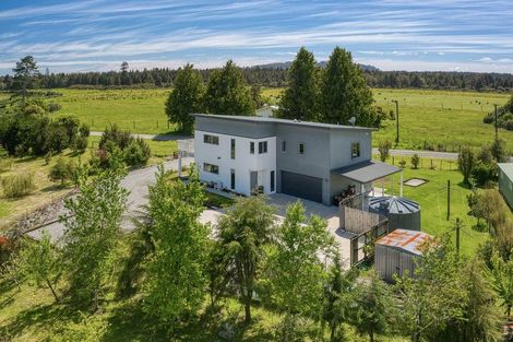 Photo of property in 91 Beach Road, Kakapotahi, Ross, 7885