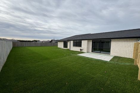 Photo of property in 15 Merino Crescent, Amberley, 7410