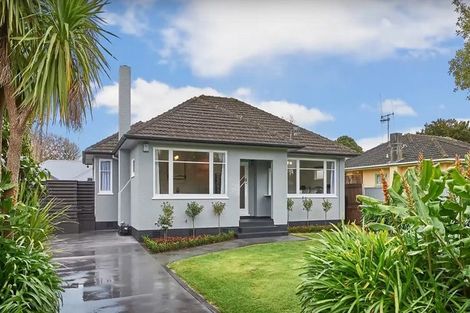 Photo of property in 28 Collingwood Street, Hokowhitu, Palmerston North, 4410