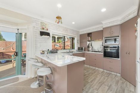 Photo of property in 6 Maddison Place, Welcome Bay, Tauranga, 3112