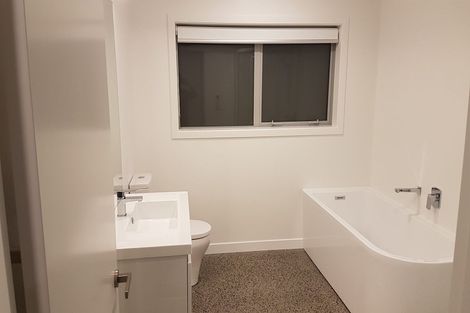 Photo of property in 7 Farnworth Terrace, Churton Park, Wellington, 6037