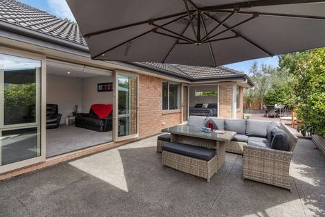 Photo of property in 15 Mataroa Place, Parklands, Christchurch, 8083