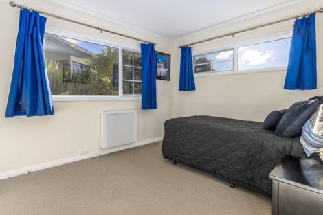 Photo of property in 7 Tararua Close, Aotea, Porirua, 5024