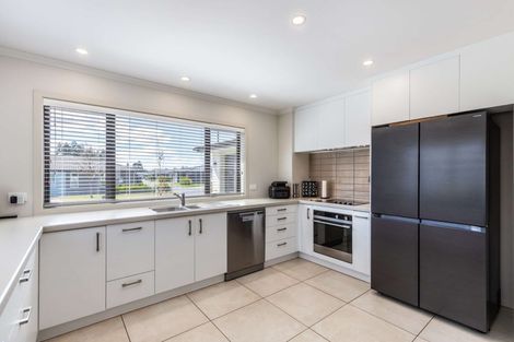 Photo of property in 35 Noumea Drive, Rangatira Park, Taupo, 3330