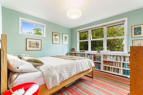 Photo of property in 55 Graham Avenue, Te Atatu Peninsula, Auckland, 0610
