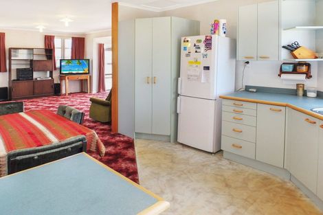 Photo of property in 12 Roore Street, Foxton Beach, Foxton, 4815