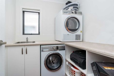 Photo of property in 62u1 Carrington Avenue, Silverdale, Hamilton, 3216