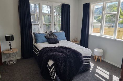 Photo of property in 70 Main Road, Wainuiomata, Lower Hutt, 5014