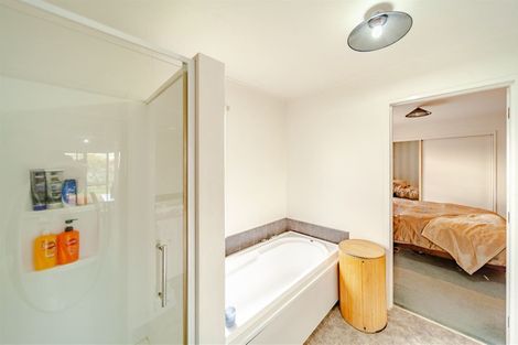 Photo of property in 33 Fife Crescent, Tamatea, Napier, 4112