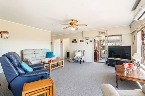Photo of property in 48 Tapu Road, Huapai, Kumeu, 0810