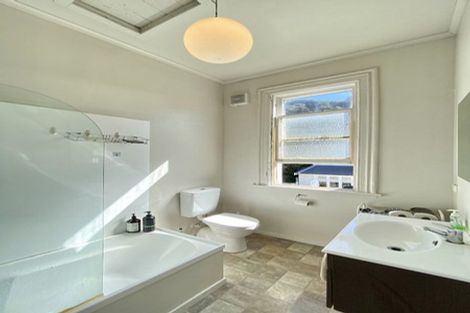 Photo of property in 84 Tinakori Road, Thorndon, Wellington, 6011