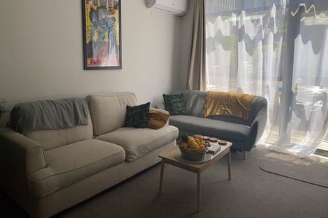 Photo of property in 2u5 Malcolm Lane, Thorndon, Wellington, 6011