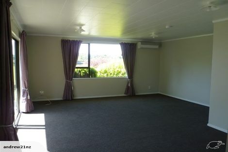 Photo of property in 11a Latitude Close, Whitby, Porirua, 5024