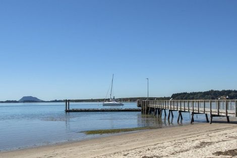 Photo of property in Waterview Estate, 91/4 Greystone Place, Omokoroa, 3114