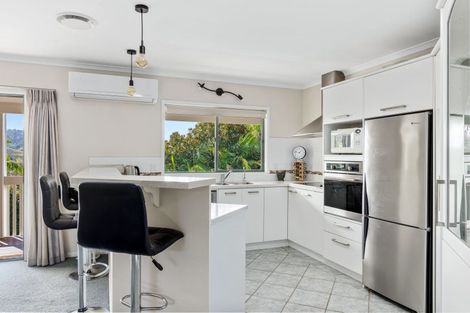 Photo of property in 41 Hammond Avenue, Hatfields Beach, Orewa, 0931