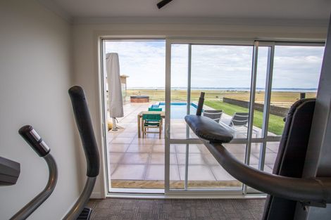 Photo of property in 3354 Kaipara Coast Highway, Glorit, Warkworth, 0984
