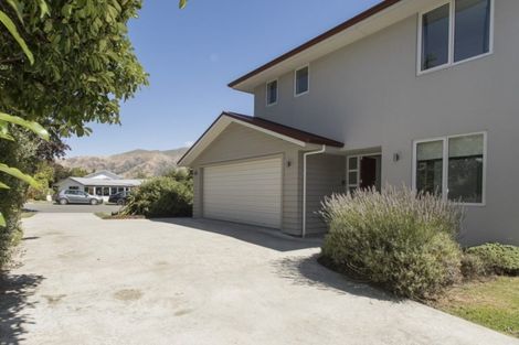 Photo of property in 32 Hunter Crescent, Wanaka, 9305