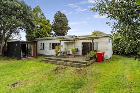Photo of property in 25 Kirk Street, Otaki, 5512