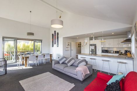 Photo of property in 1 Kanuka Way, Ohakune, 4625